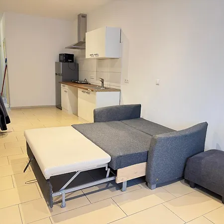 Nord Mit Stellplatz - Neu * Bonn